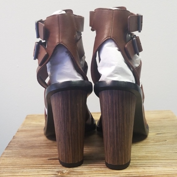 VINCE Nicolette Strappy Leather Sandal, Saddle - Picture 2 of 5